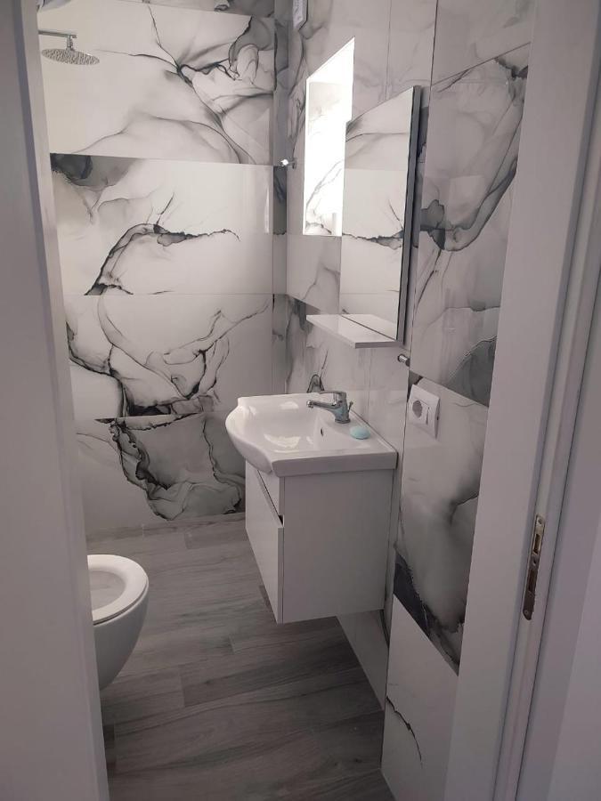 Proda Apartments Sarande Luaran gambar